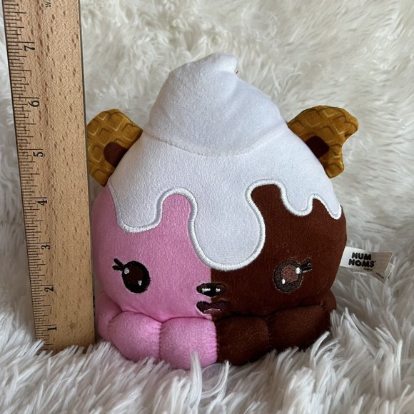 Num Noms Strawberry Pink Chocolate Brown ice cream plush 7" Toy Factory - Picture 2 of 5